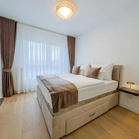 Zigzag Waterfront King * Belgrad